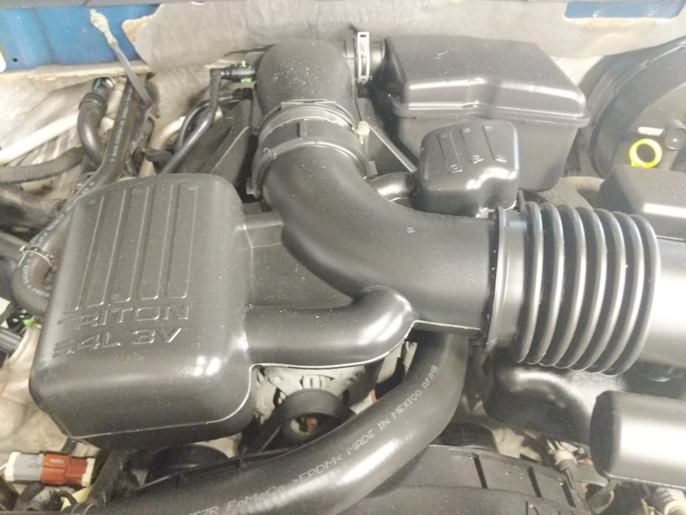 2009 Ford F-150 - Engine