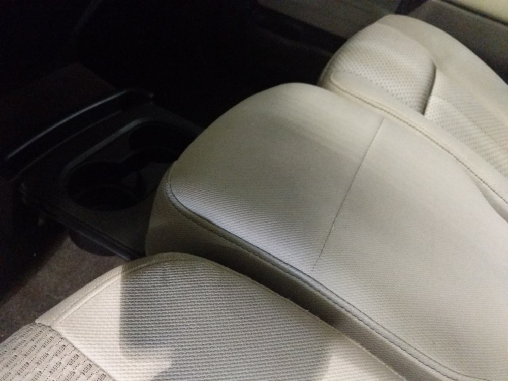2009 Ford F-150 - Center Console/Cup Holders