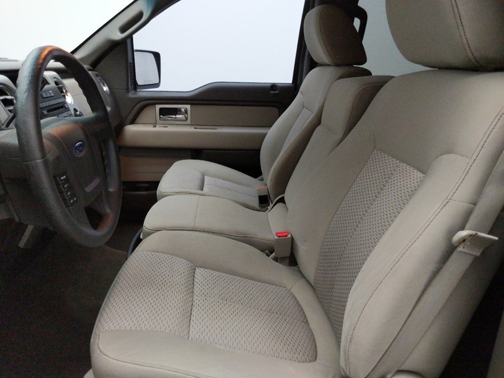 2009 Ford F-150 - Driver Front Seat