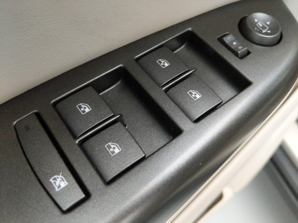 2012 Cadillac SRX - Driver Power Windows/Lock Control