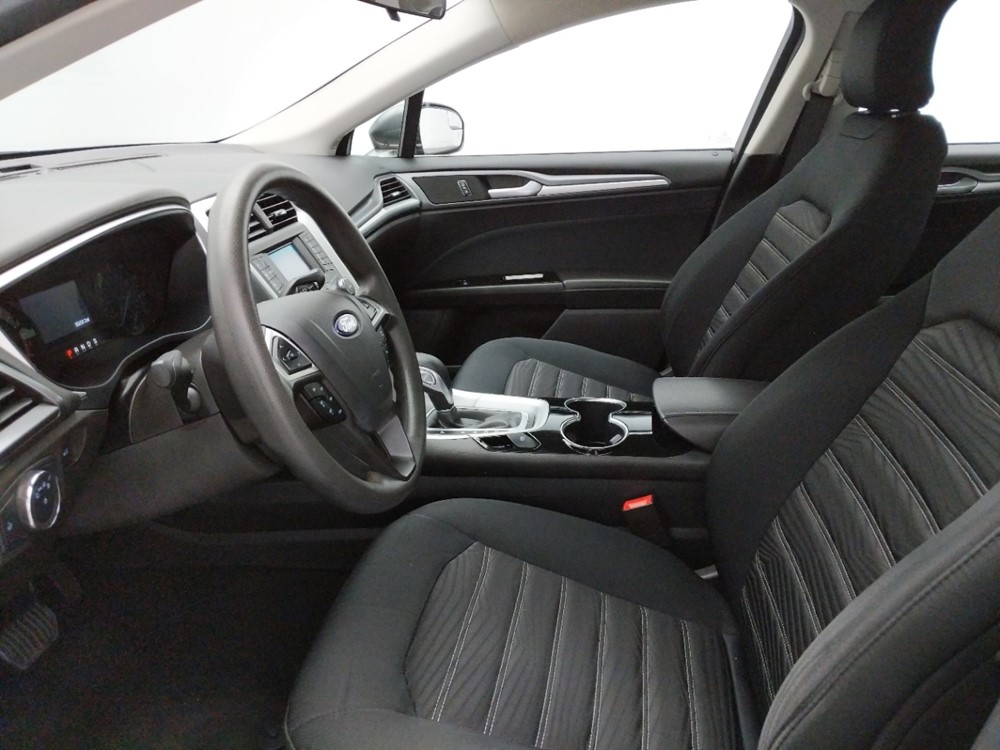 2016 Ford Fusion - Driver Front Seat