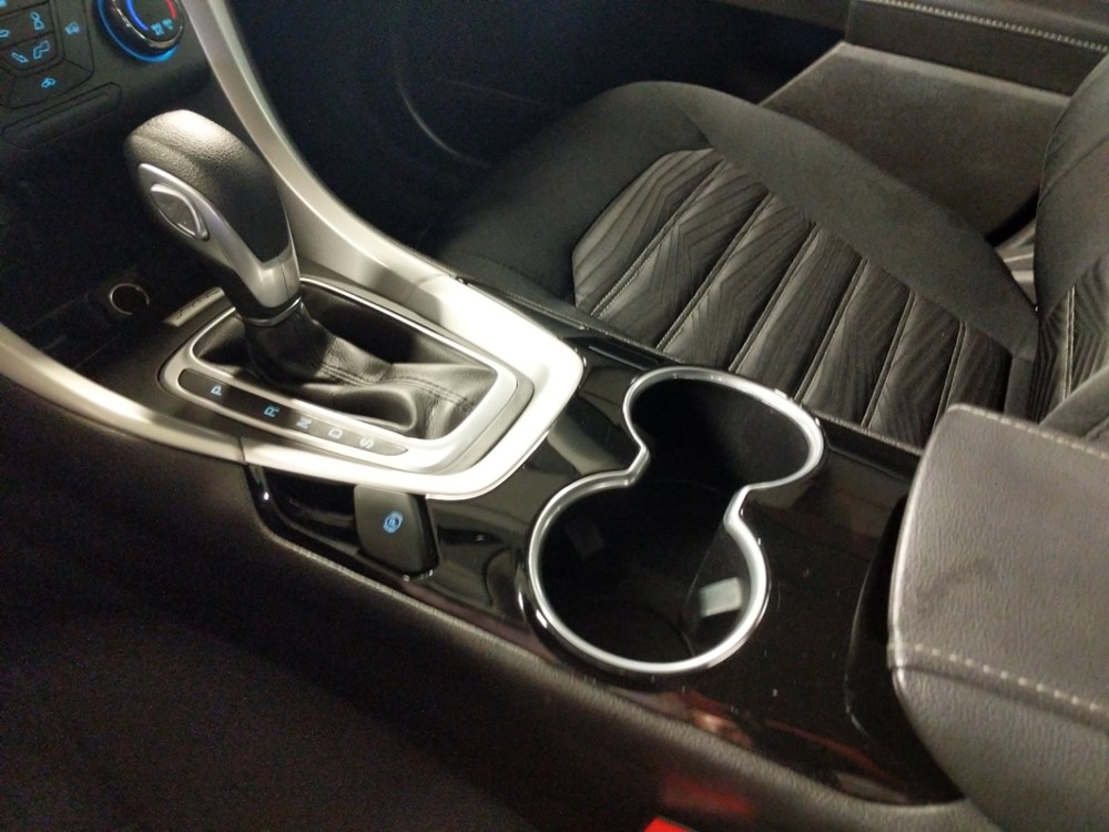 2016 Ford Fusion - Center Console/Cup Holders
