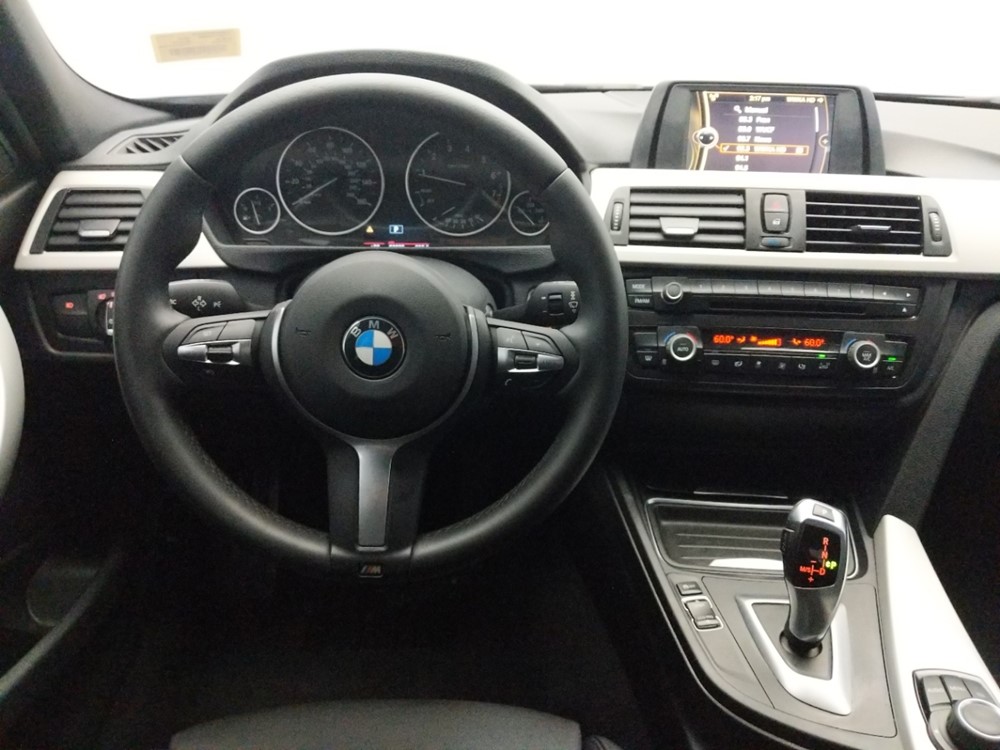 2013 BMW 320i - Driver Dash