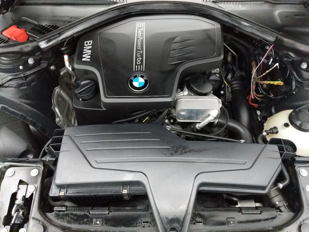 2013 BMW 320i - Engine