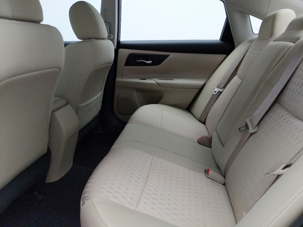 2016 Nissan Altima - Driver Rear Seat