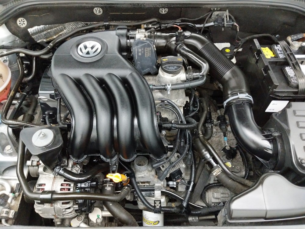 2012 Volkswagen Jetta - Engine