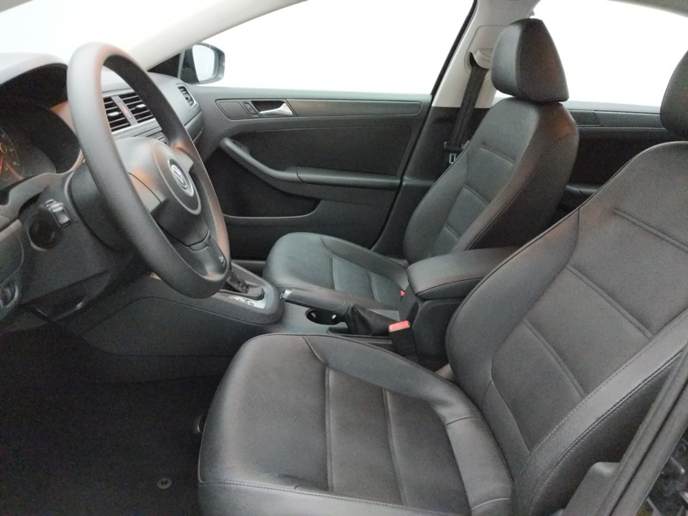 2011 Volkswagen Jetta - Driver Front Seat