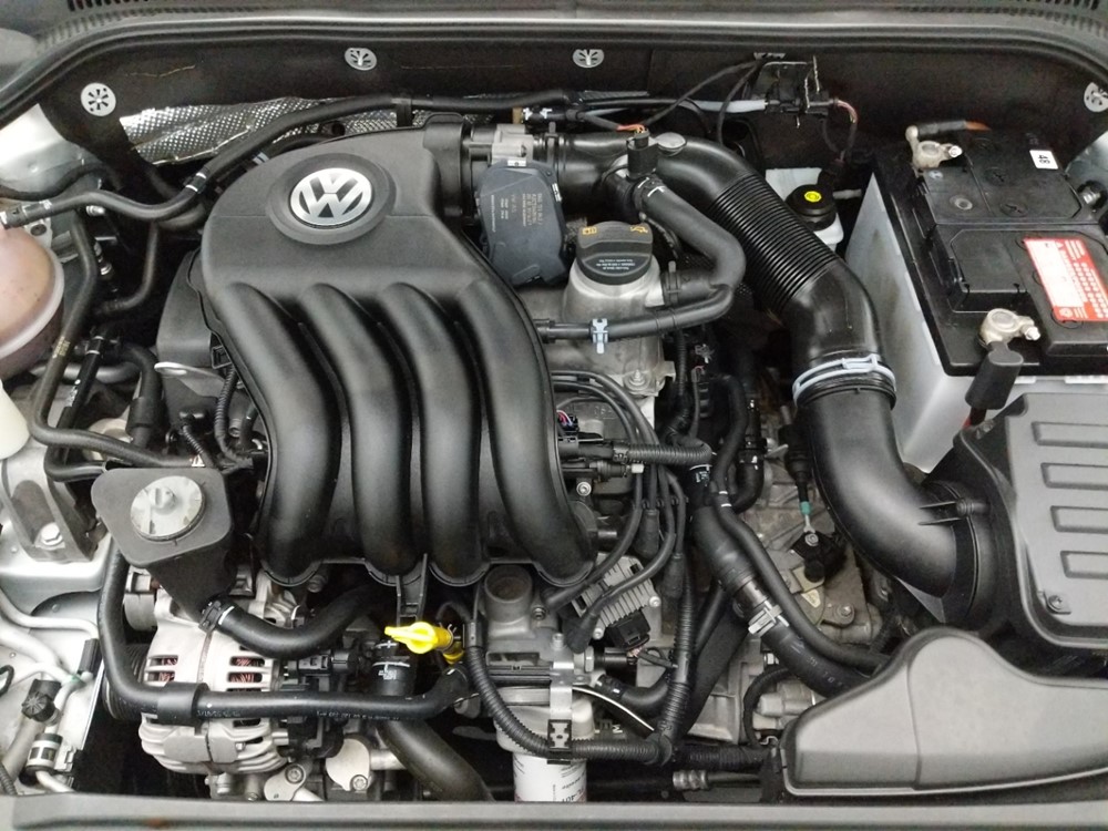2012 Volkswagen Jetta - Engine