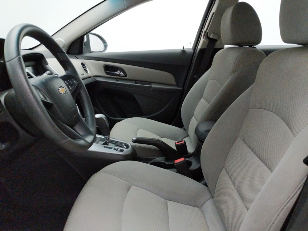 2016 Chevrolet Cruze - Driver Front Seat
