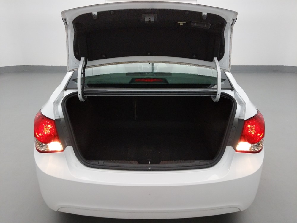 2016 Chevrolet Cruze - Trunk