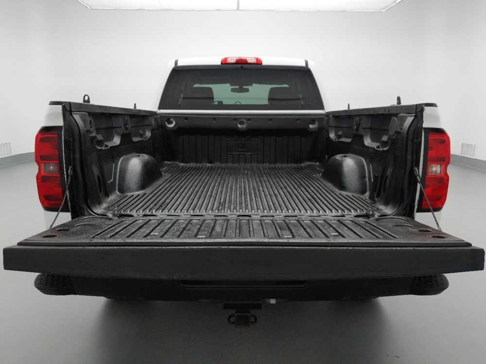 2015 Chevrolet Silverado 1500 - Trunk