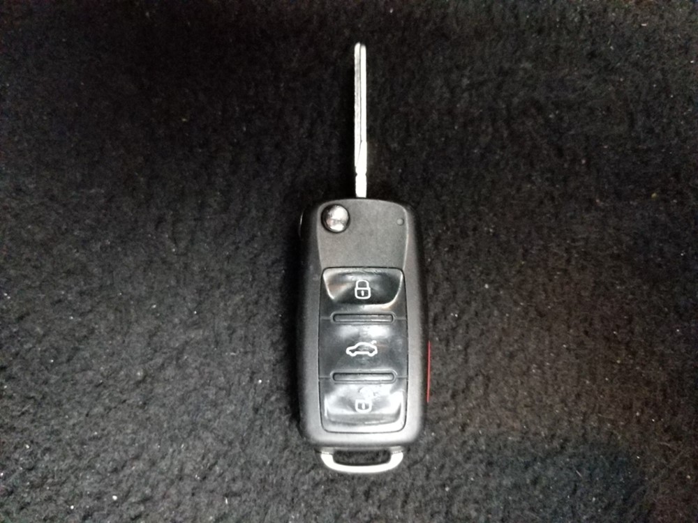 2018 Volkswagen Jetta - Keys