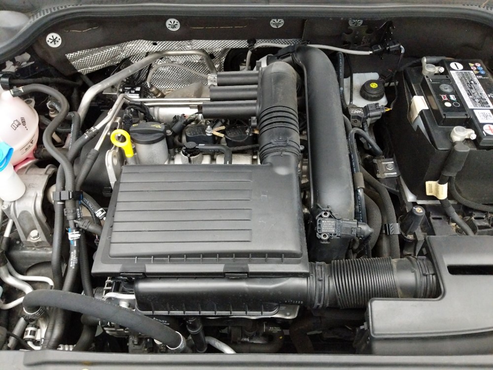 2018 Volkswagen Jetta - Engine
