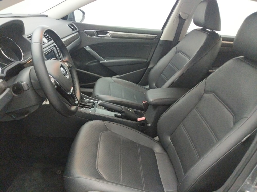 2016 Volkswagen Passat - Driver Front Seat