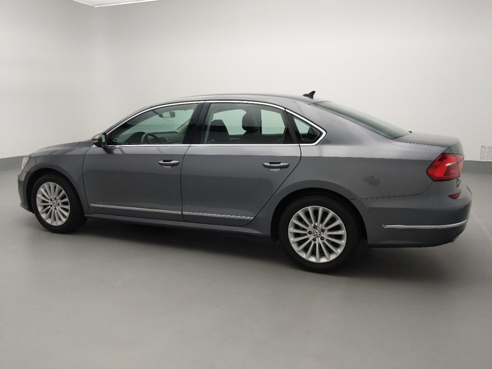 2016 Volkswagen Passat - Driver Rear Side