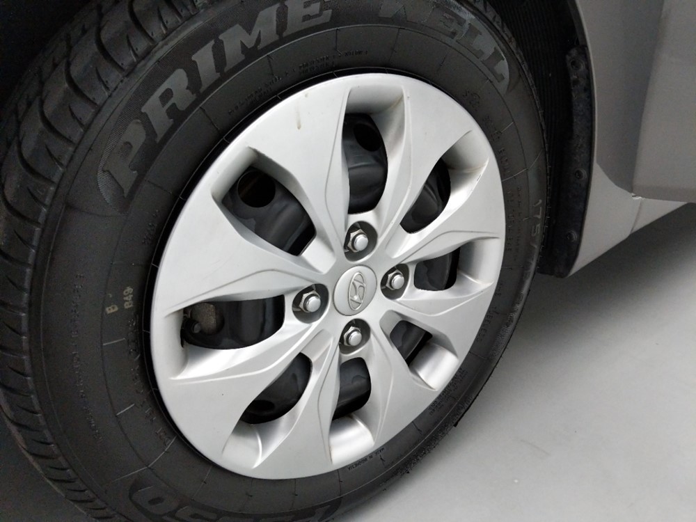 2017 Hyundai Accent - Wheel