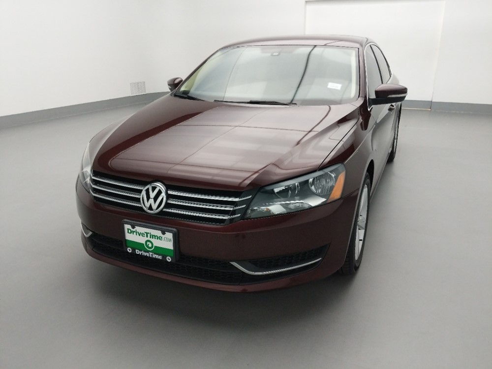 2014 Volkswagen Passat - Driver Front Hood