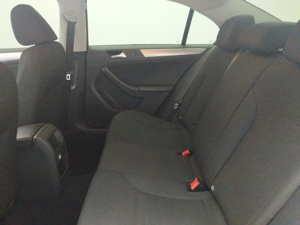 2015 Volkswagen Jetta - Driver Rear Seat