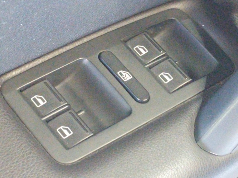 2015 Volkswagen Passat - Driver Power Windows/Lock Control