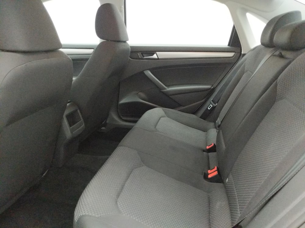 2015 Volkswagen Passat - Driver Rear Seat