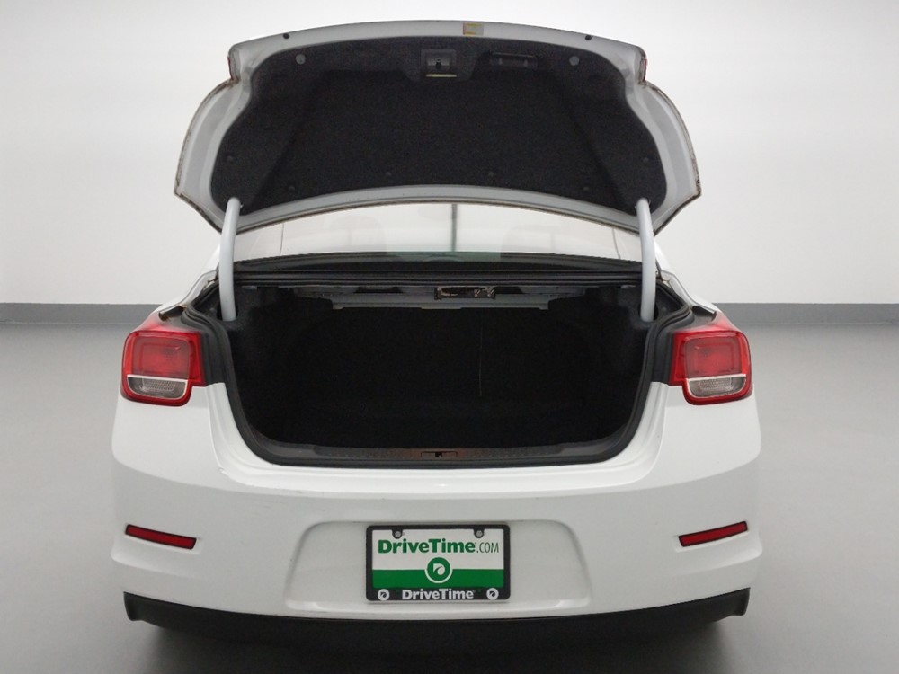 2016 Chevrolet Malibu - Trunk