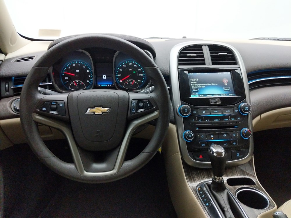 2016 Chevrolet Malibu - Driver Dash