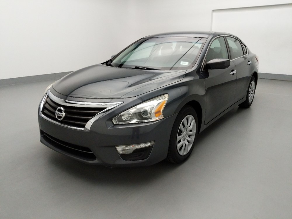 2013 Nissan Altima - Driver Front Bumper