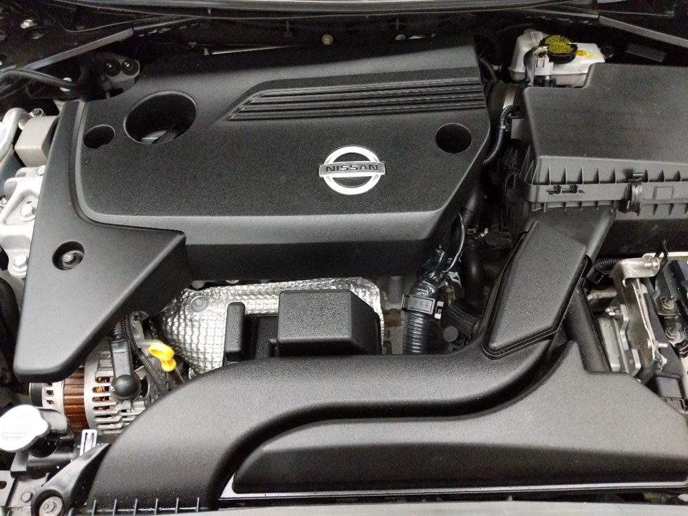 2013 Nissan Altima - Engine
