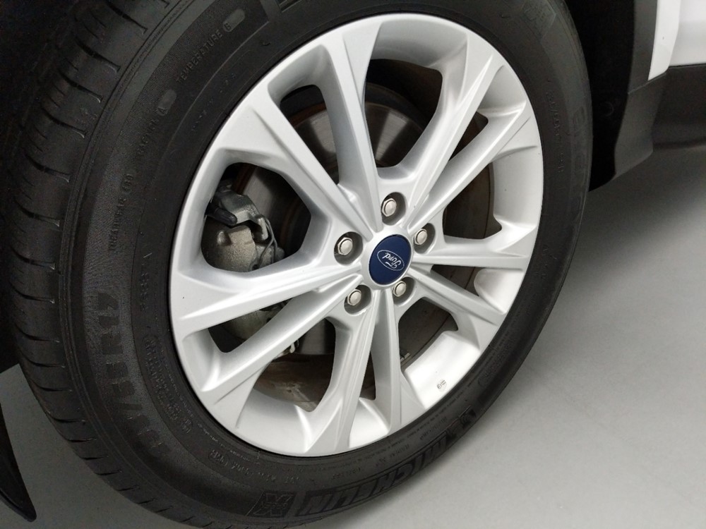 2018 Ford Escape - Wheel