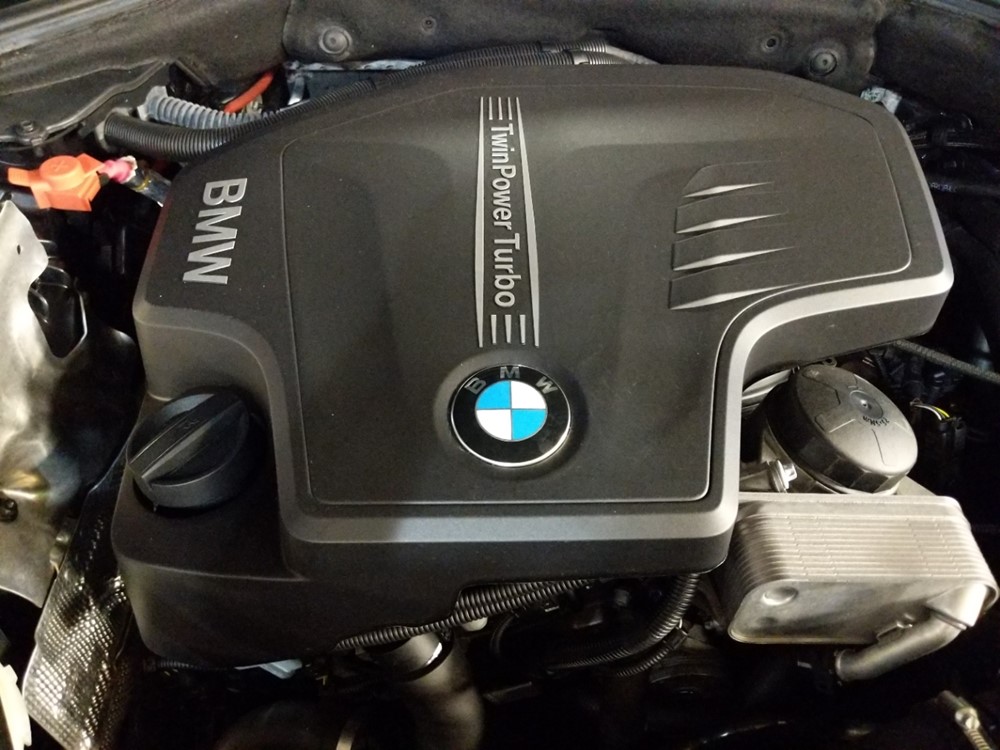 2016 BMW 528i - Engine