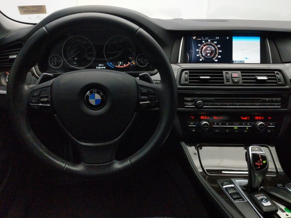 2016 BMW 528i - Driver Dash