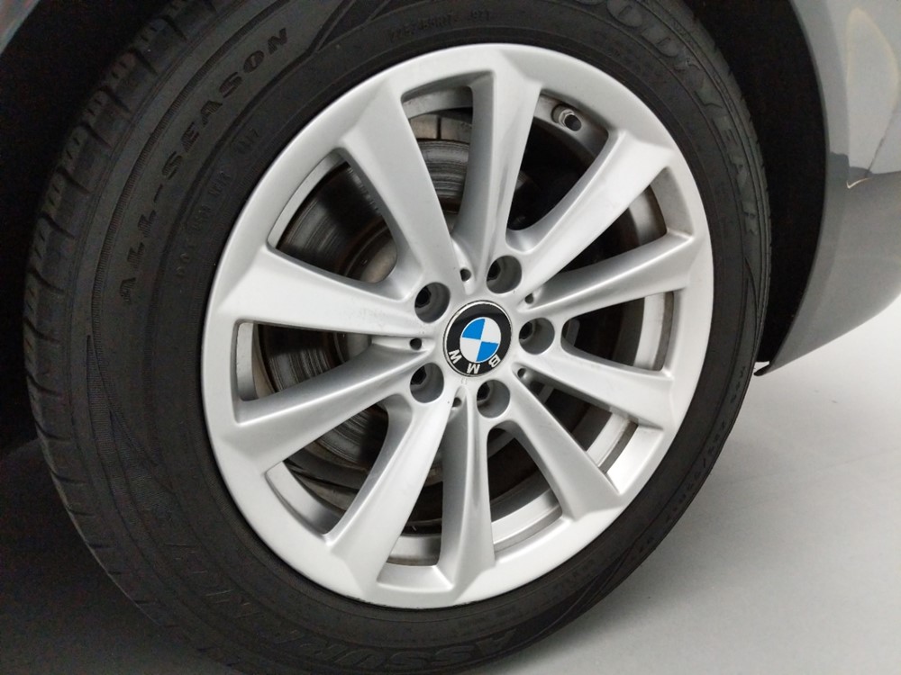 2016 BMW 528i - Wheel