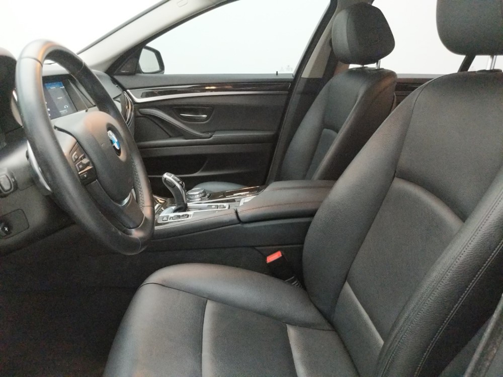 2016 BMW 528i - Driver Front Seat