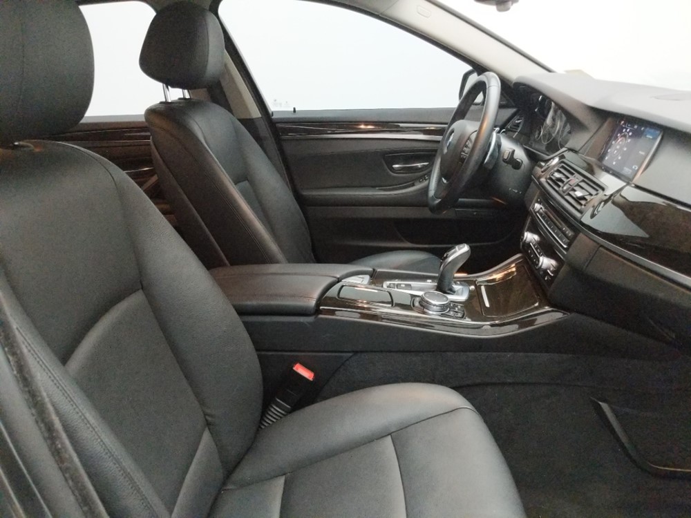 2016 BMW 528i - Passenger Front Seat