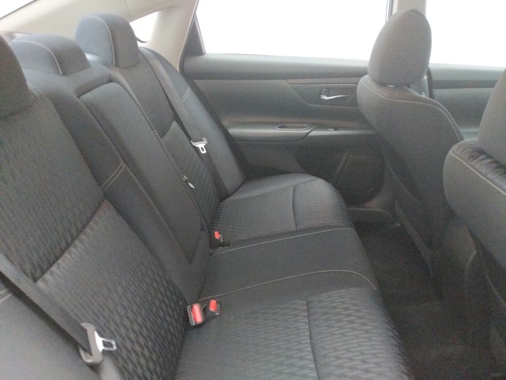 2017 Nissan Altima - Passenger Rear Seat