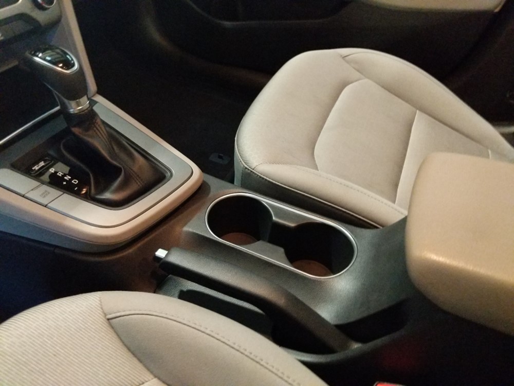 2018 Hyundai Elantra - Center Console/Cup Holders