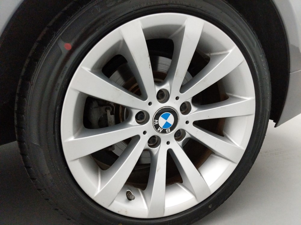2011 BMW 328i - Wheel