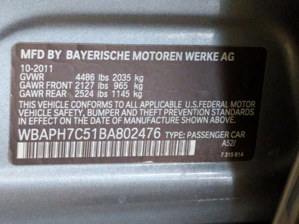 2011 BMW 328i - VIN Plate