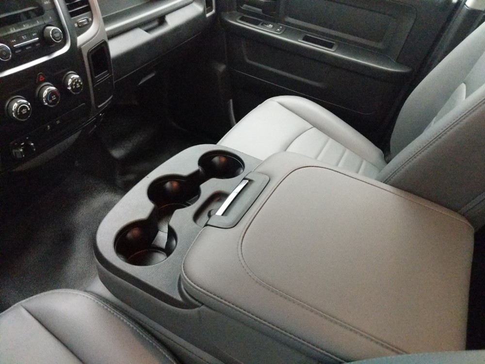 2018 Dodge Ram 1500 - Center Console/Cup Holders