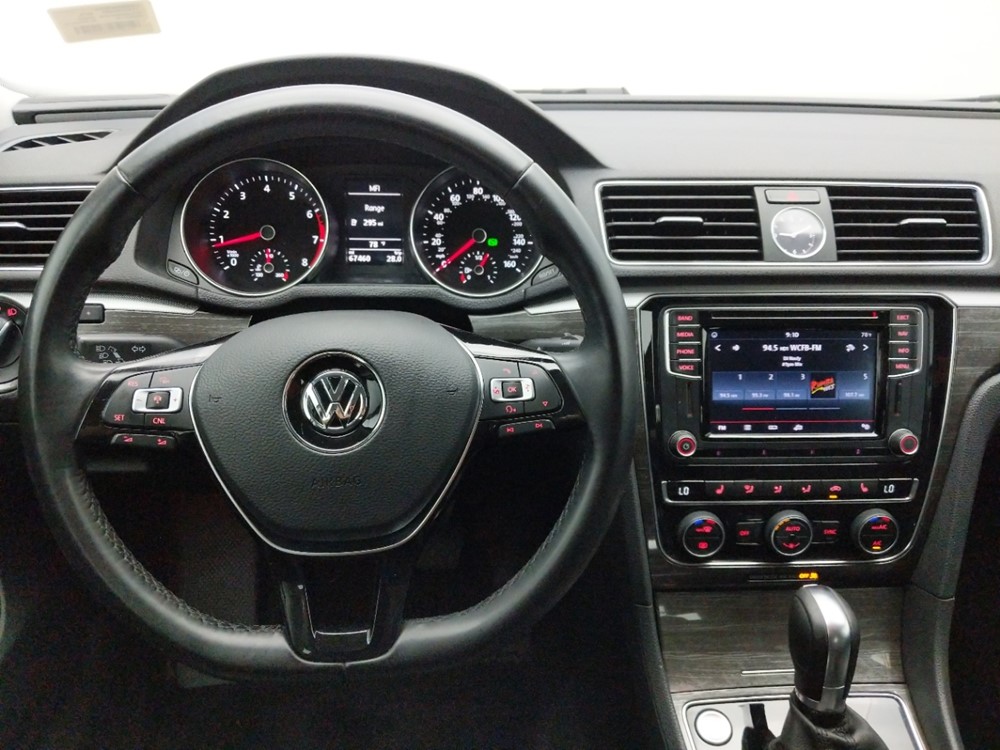 2016 Volkswagen Passat - Driver Dash