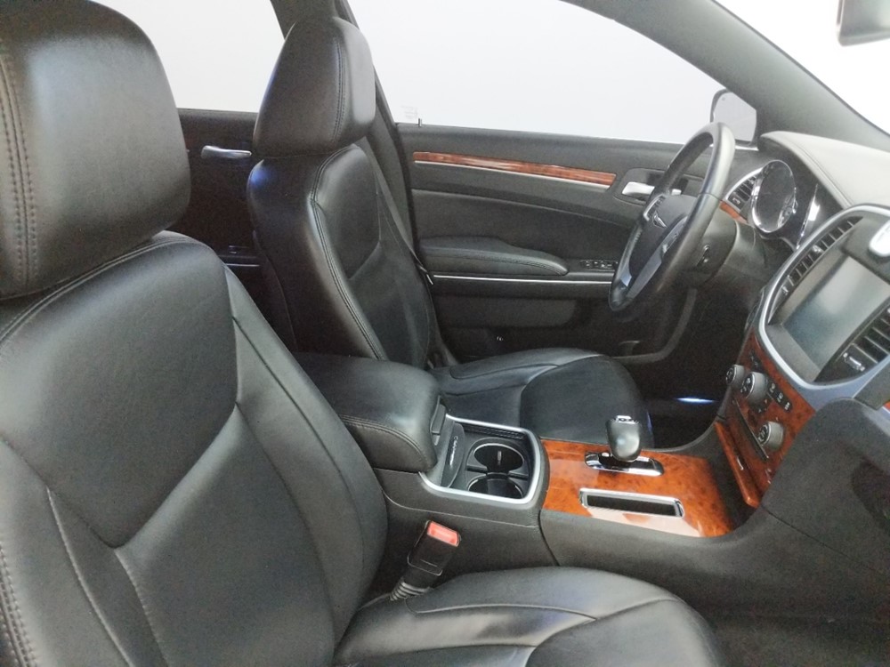 2012 Chrysler 300 - Passenger Front Seat