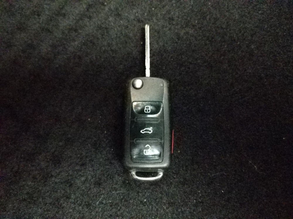 2016 Volkswagen Jetta - Keys