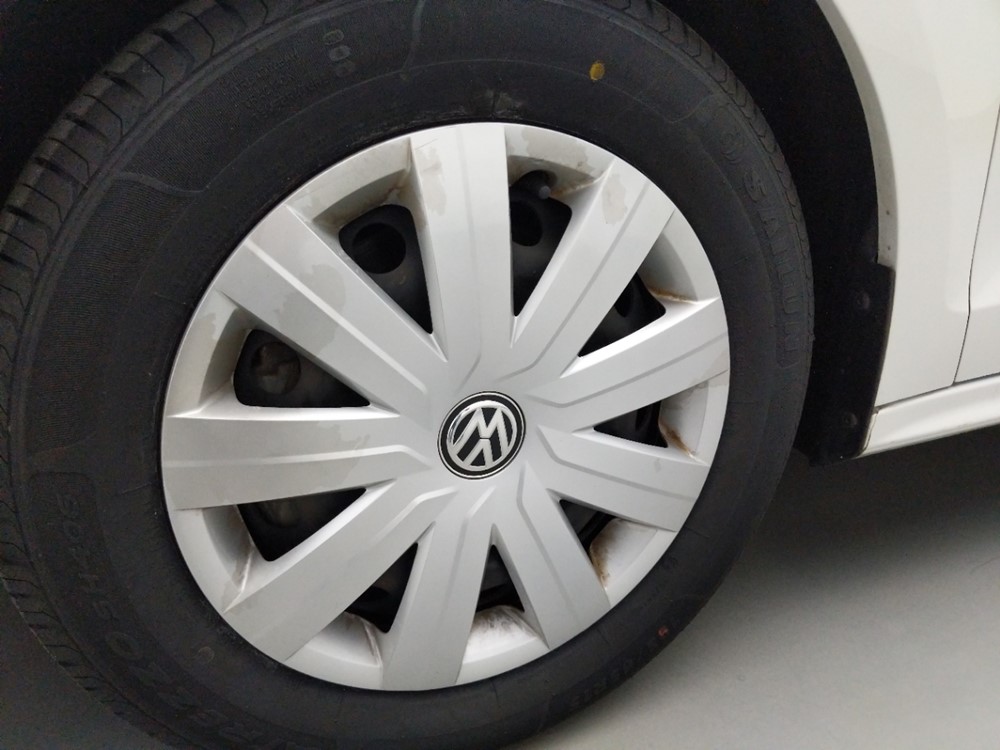 2016 Volkswagen Jetta - Wheel