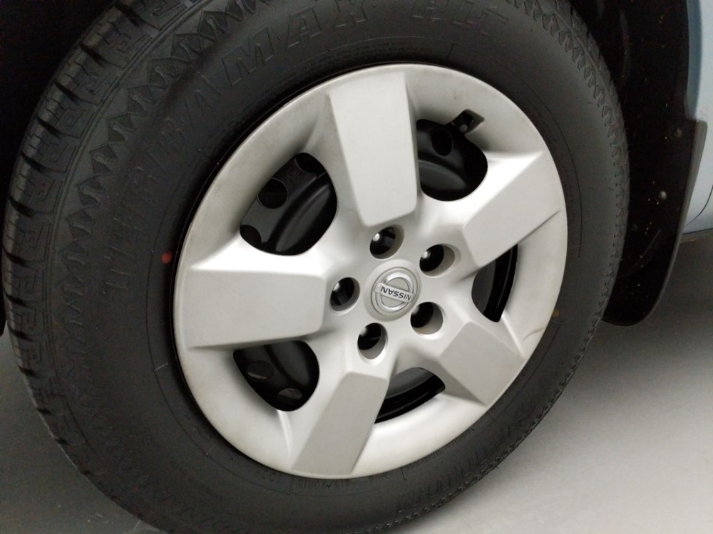 2013 Nissan Rogue - Wheel