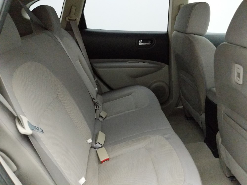 2013 Nissan Rogue - Passenger Rear Seat