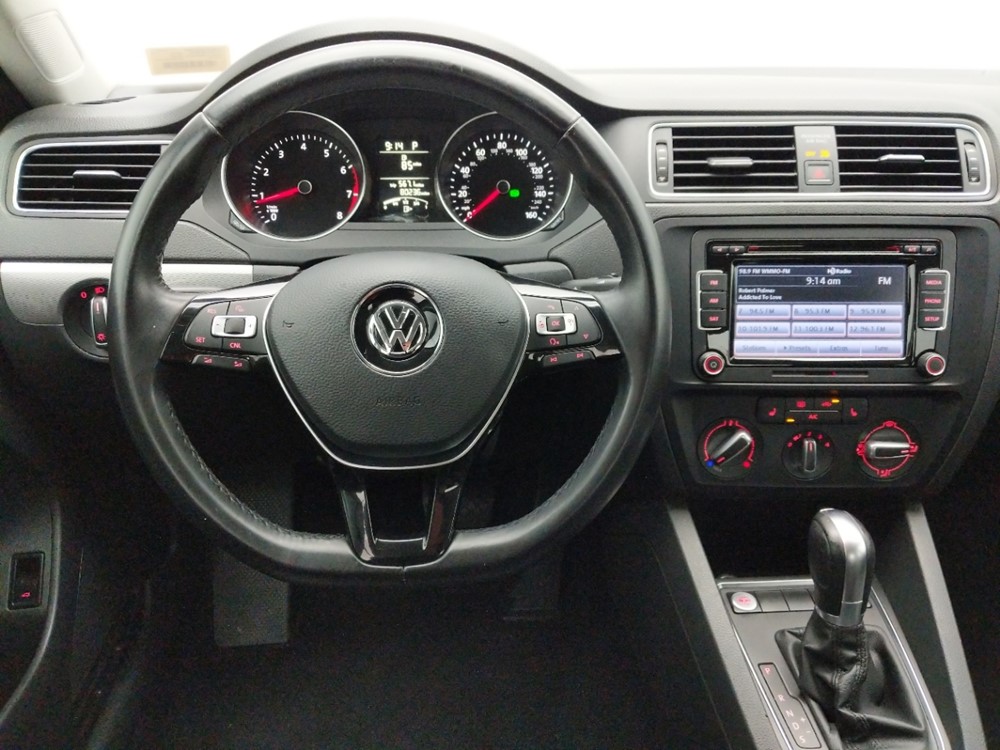2015 Volkswagen Jetta - Driver Dash