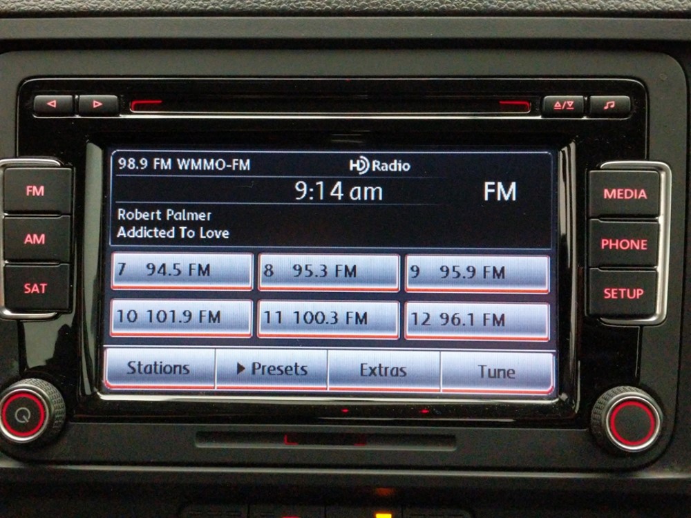 2015 Volkswagen Jetta - Stereo Package
