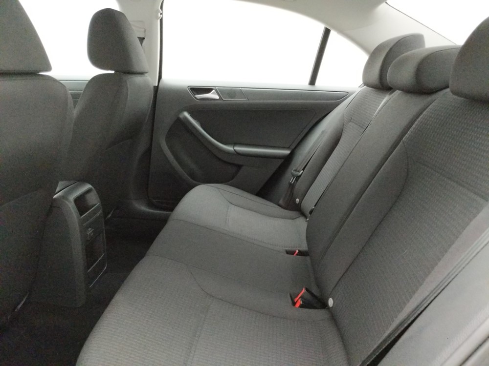 2016 Volkswagen Jetta - Driver Rear Seat
