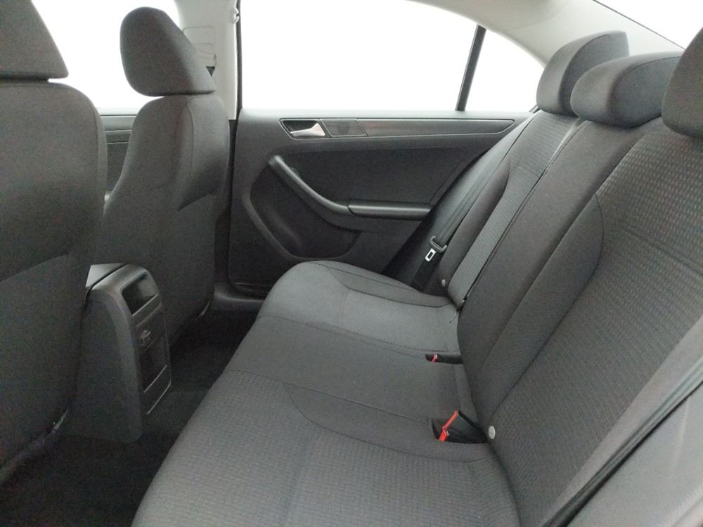 2016 Volkswagen Jetta - Driver Rear Seat