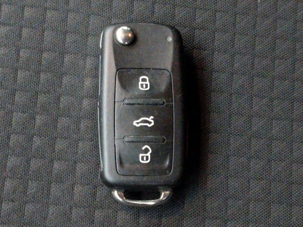 2016 Volkswagen Jetta - Keys